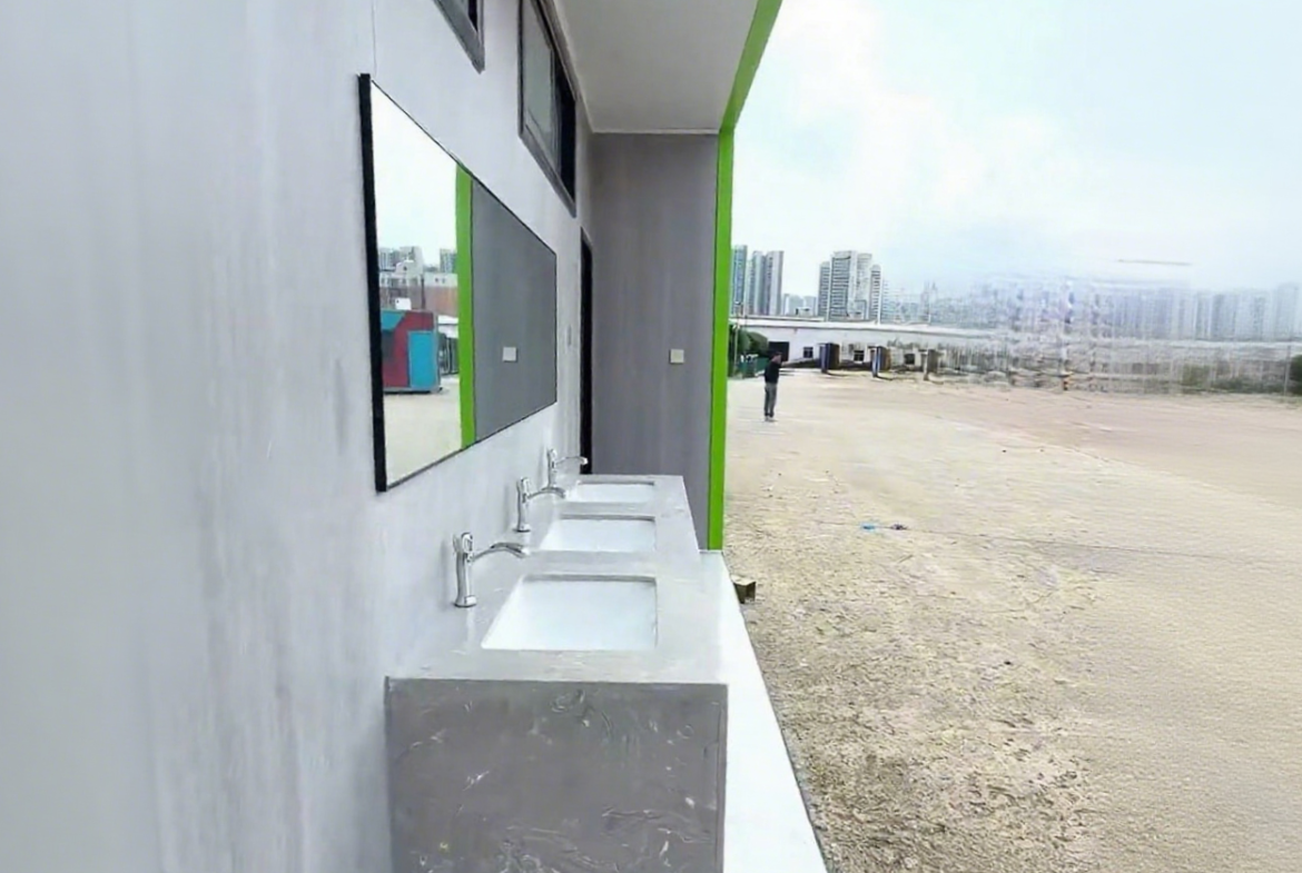Portable Toilets for Outdoor Camping Shower and Toilet Container Houses