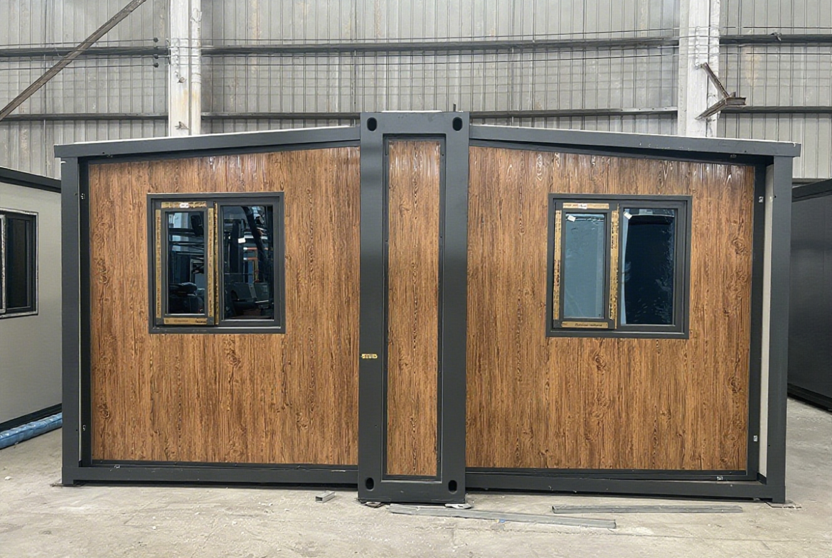 Fast Build Luxury 40ft 20ft Expandable Container House Prefabricated Minimalist America Prefab Mobile House Living Room Bedroom