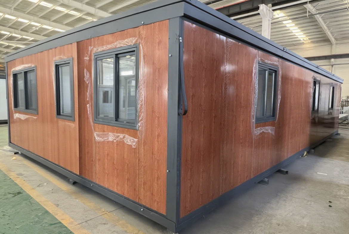 XH 20ft Prefabricated Expandable Container Home Portable Extra Space for Farmhouse Family Use No reviews yet