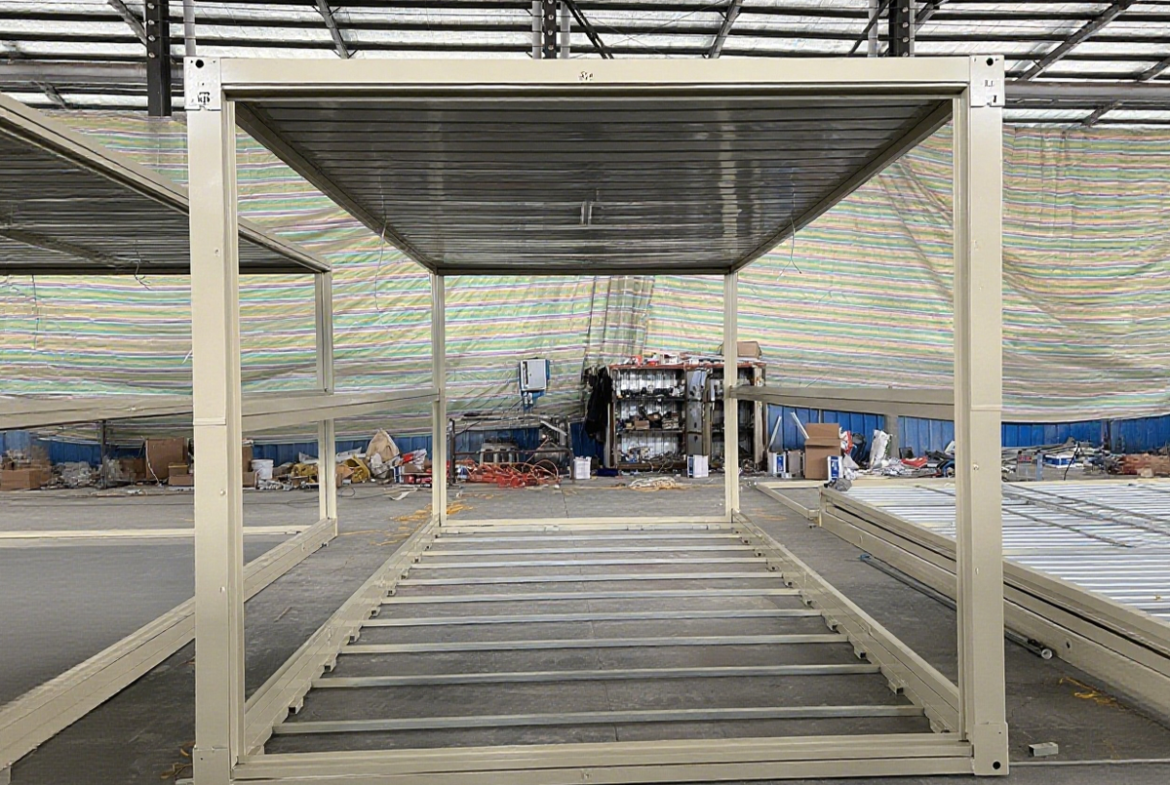 Sturdy Foldable Container for Mining Sites and Remote Area Logistics High Impact Resistance Easy to Assemble