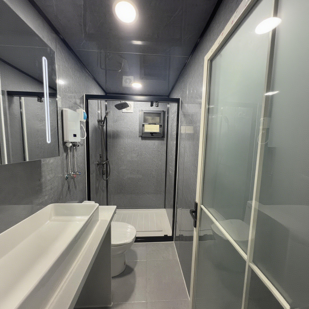main_image_5 (2) XH 20ft Prefabricated Expandable Container Home Portable Extra Space for Farmhouse Family Use No reviews yet